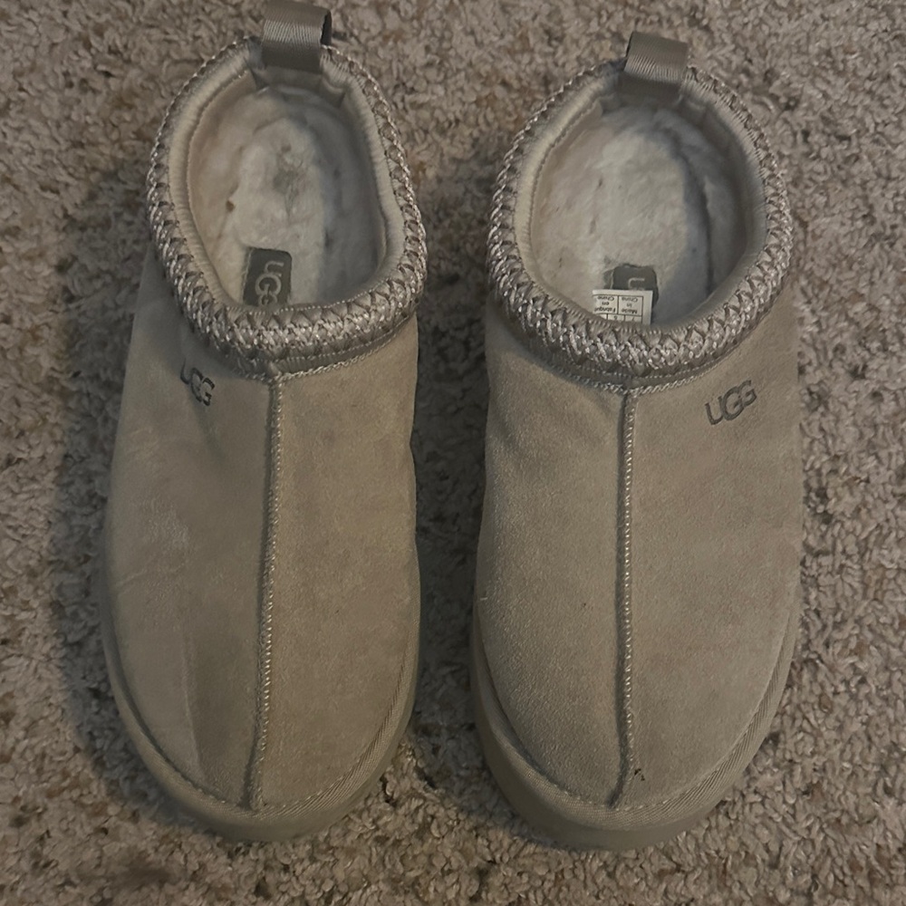 UGG Platform Tasman